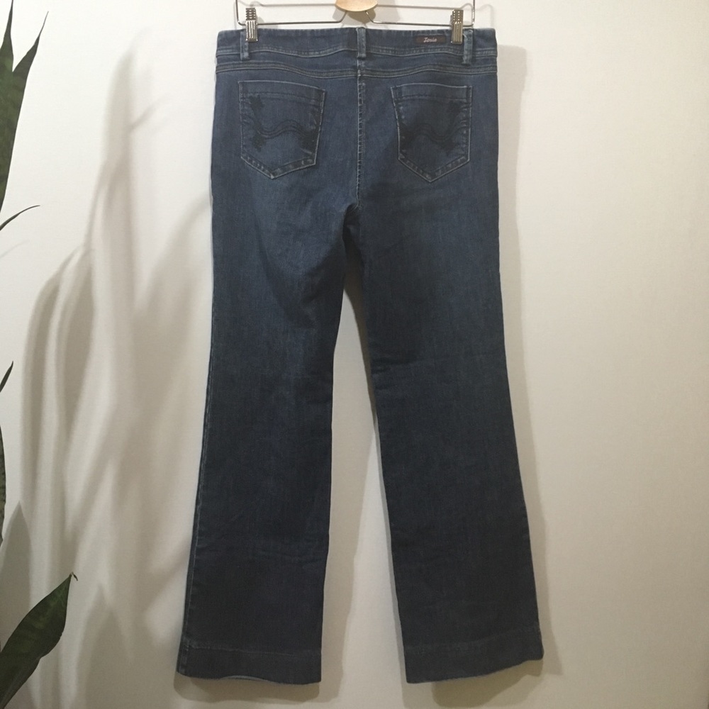 Louie- Anthropologie boot cut jeans 31W